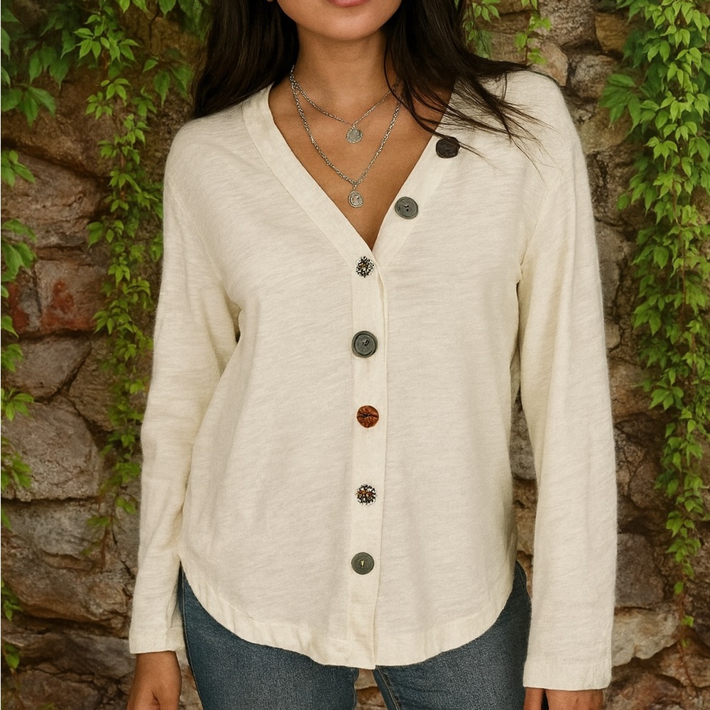 SOFT SURROUNDINGS Whimsical Buttons Relaxed Fit Cream Burnout Knit Cardigan, XS